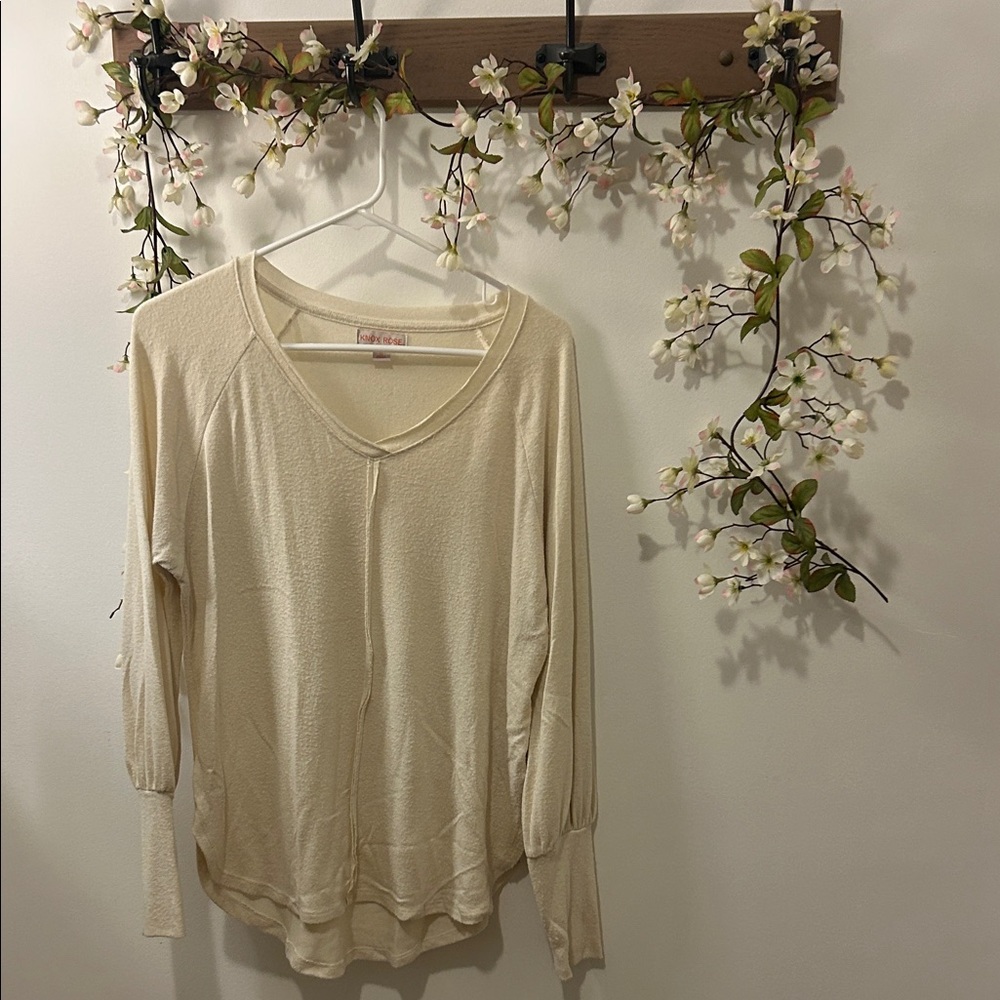 Knox Rose Cream Long Sleeve V-Neck Top